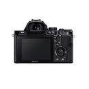 מצלמה Full Frame 35mm Mirrorless דגם ILC-E7KB צד מסך